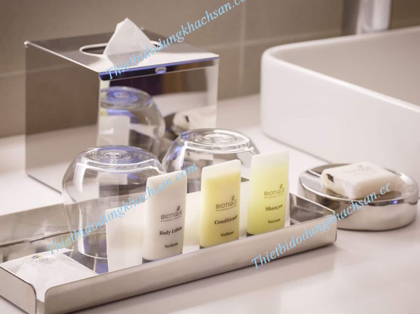 dung-cu-buong-phong-khach-san-gia-re-h2