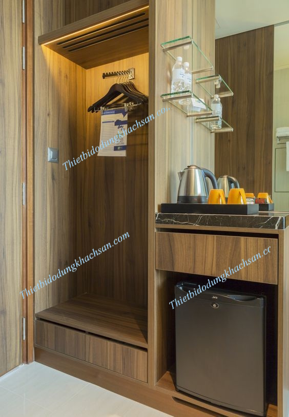 dung-cu-buong-phong-khach-san-gia-re-h3